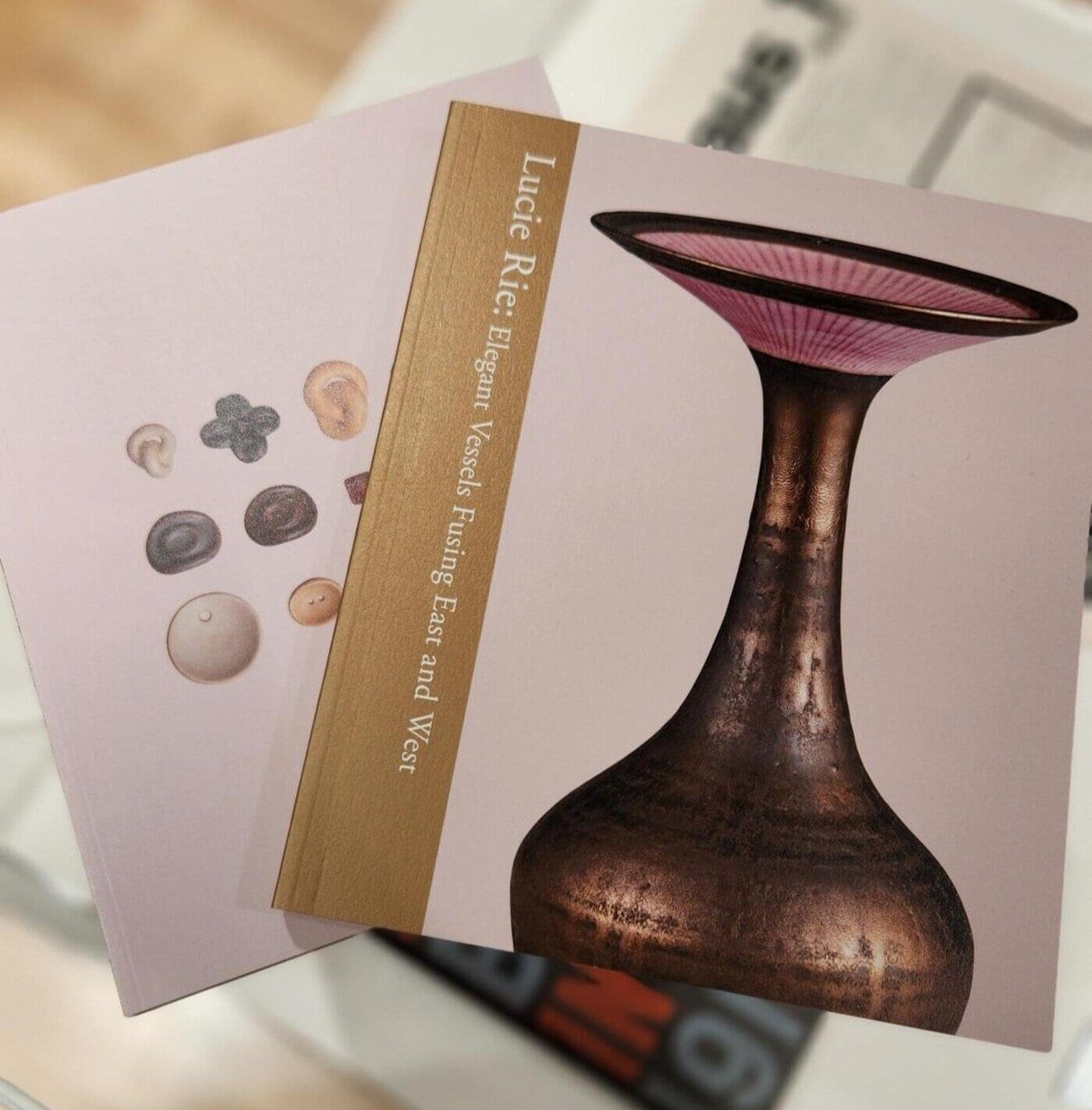 金沢 国立工芸館で大回顧展「ルーシー・リー展―東西をつなぐ優美の