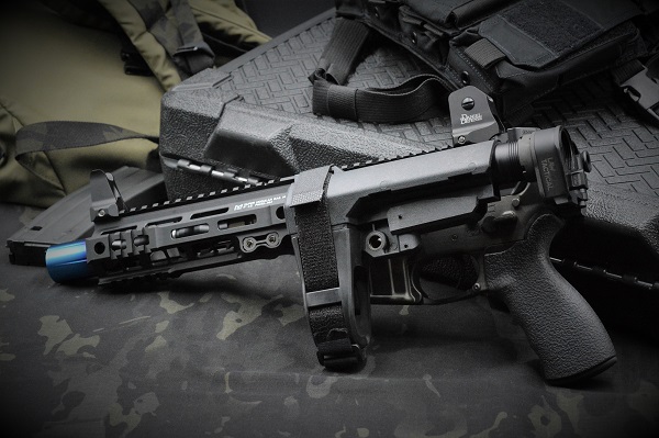 BCSWカスタム AERO MODEL X15 東京マルイM4A1 GBB ベース ガスガン