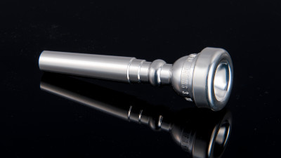 トランペット等の金管楽器やアクセサリーの開発・製造|BEST BRASS