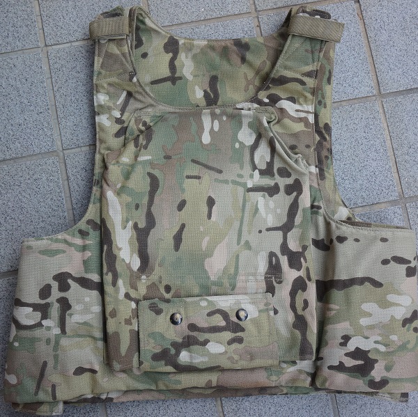 米軍Air WarriorボディアーマーOEFCP(MULTICAM迷彩)MEDIUM