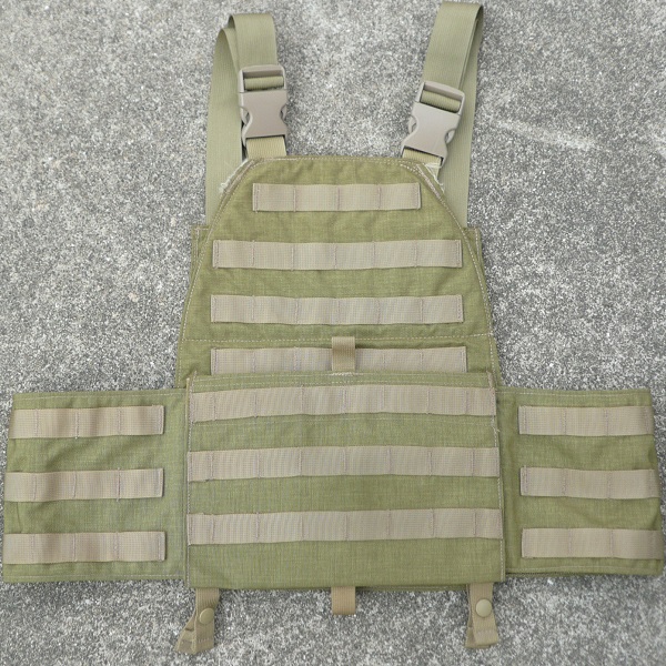 米軍放出LBT-6094プロトタイプ プレートキャリア型ベストCT(コヨーテ