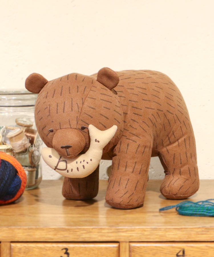 木彫りクマぬいぐるみ大 | Bleu Bleuet（ブルーブルーエ）公式通販