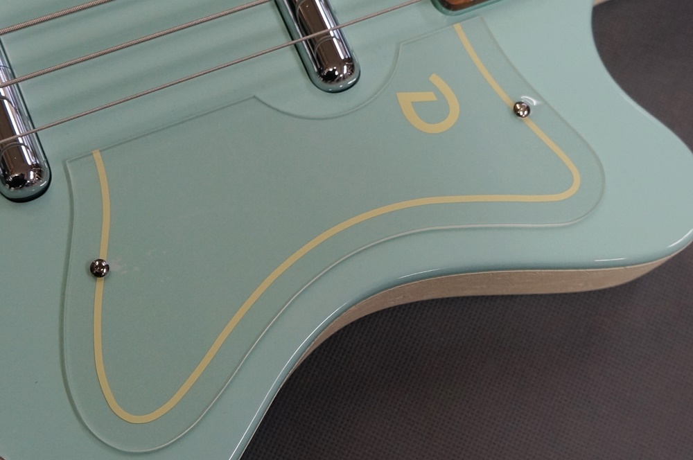 Danelectro 56 Single Cutaway Bass AQUA / 楽器屋BOW オンラインストア