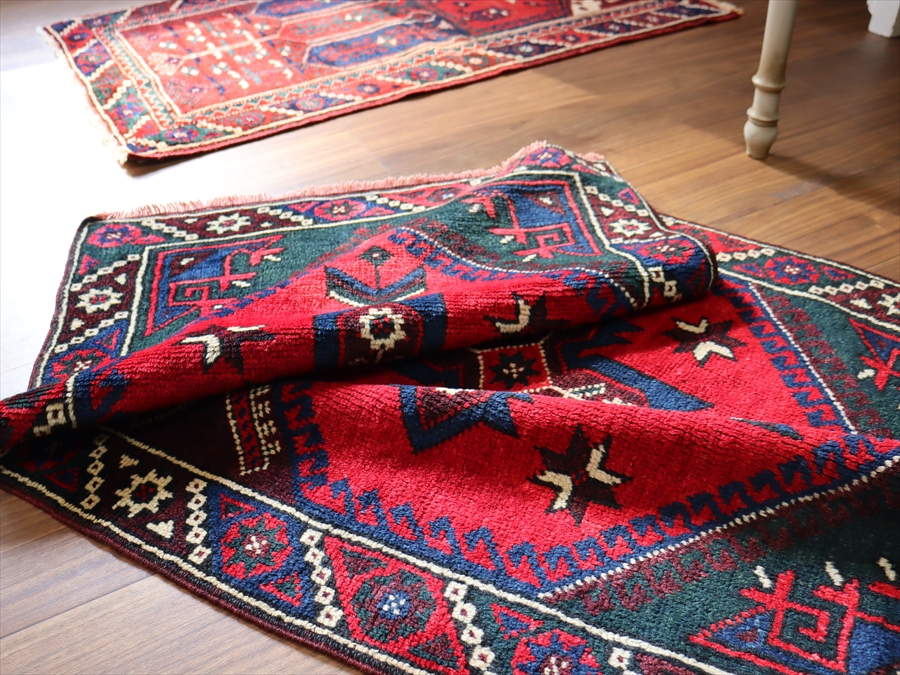 トルコ絨毯 ヴィンテージラグ 133×70cm ドゥシュメアルトゥ / ガラタ