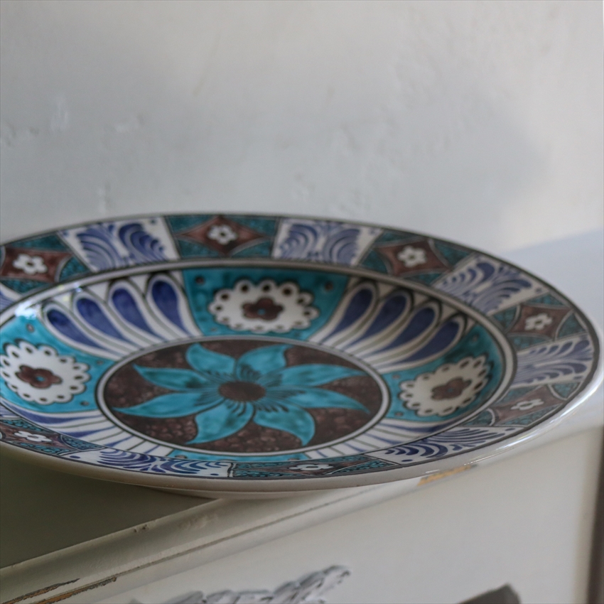 手書き絵皿 トルコ ミュージアムピーストルコブルーの花 / ガラタバザール