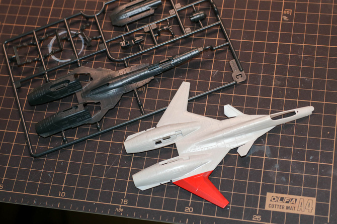 エースコンバット』プラモデル1/144「ADFX-01」レビュー！LEDで