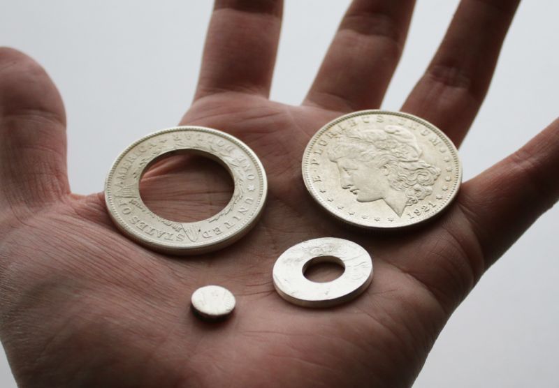 一枚の銀貨からペアリングを制作