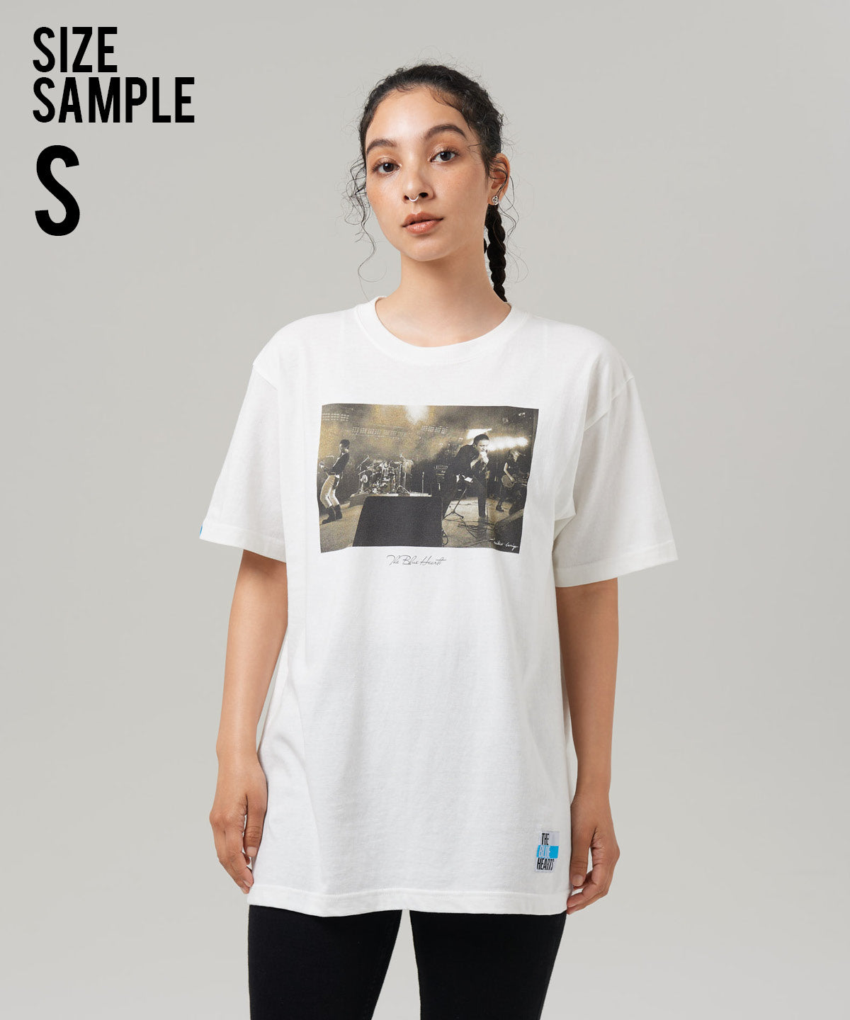 GB0325/BH03: THE BLUE HEARTS Gold Print T-Shirt / The Blue Hearts