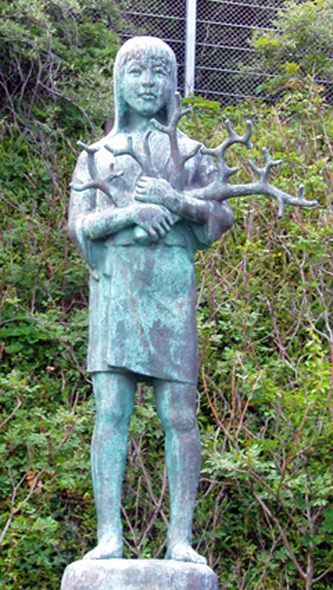 珊瑚発祥の地【Lapin】珊瑚採取の歴史 月灘の海 お月さん桃色 土佐弁