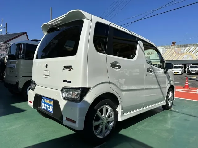 ワゴンRカスタムZ ハイブリッド ZX スズキ 届出済未使用車は静岡県