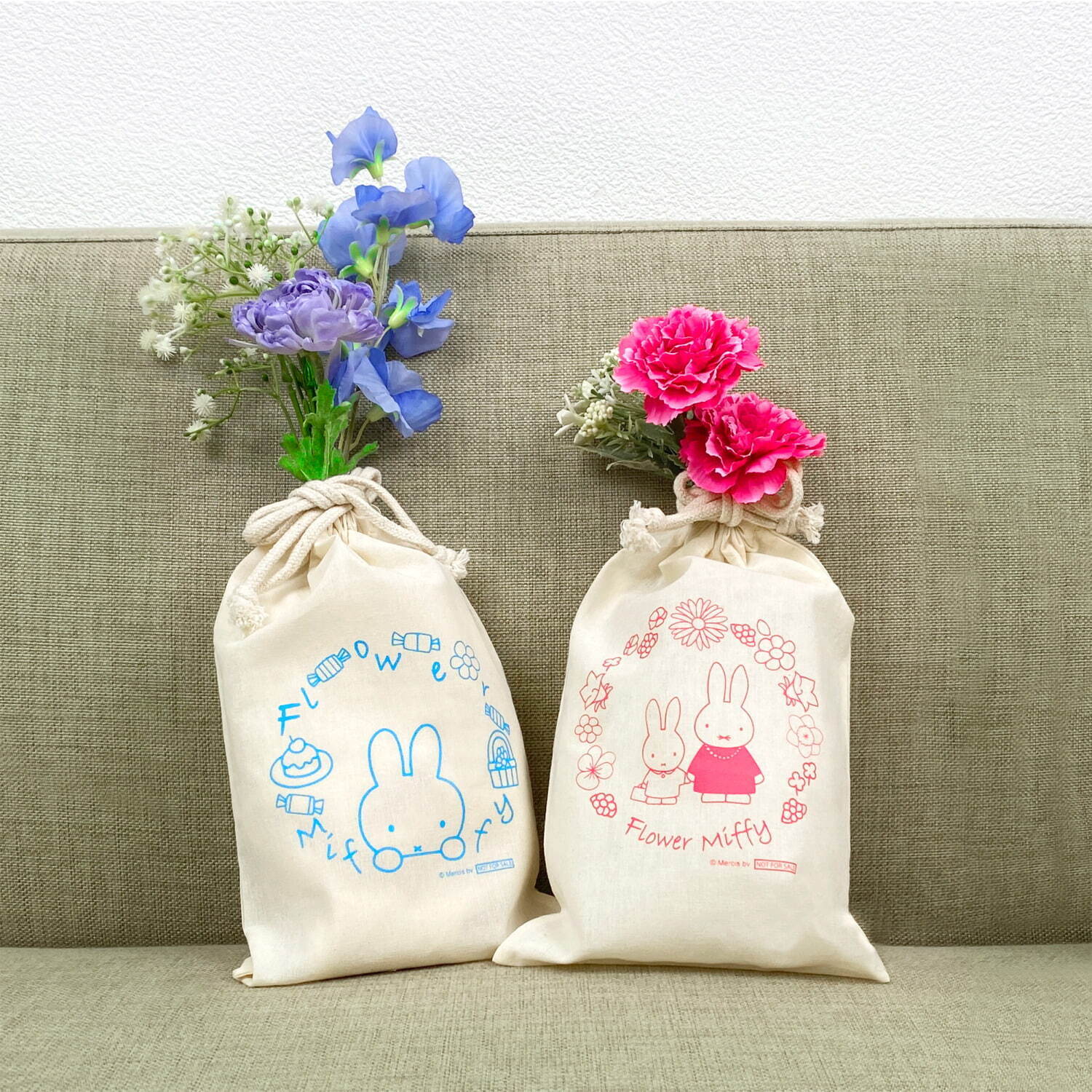 フラワーミッフィー24年春グッズ、“花々動く”ウォールグラスやほわほわ