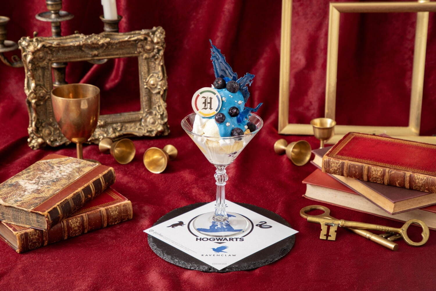 ハリー・ポッター カフェ」“バック・トゥ・ホグワーツ”新メニュー、4寮