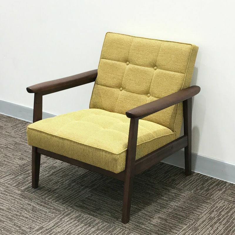 カリモク60 Kチェア1シーター マスタードイエロー（モカブラウン色塗装