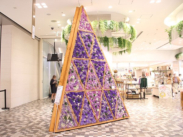 丸井各店舗にてドライフラワーのオブジェを設置｜制作事例・実績【花門