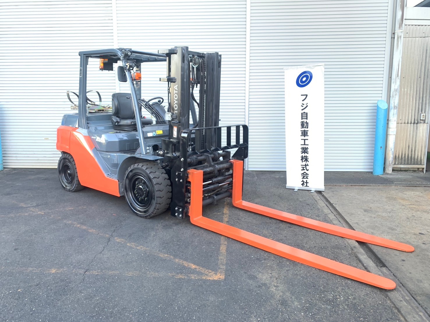 トヨタ中古フォークリフト【8FG40】最大荷重3.15t！最大揚高3m！オール