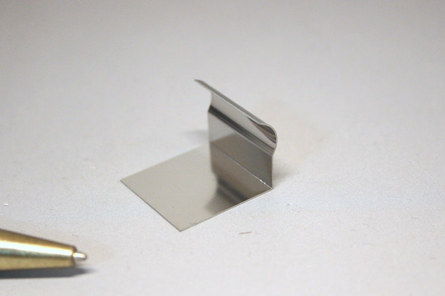 析出硬化系ステンレス 板バネ（SUS631 t0.3）｜有限会社こだま製作所