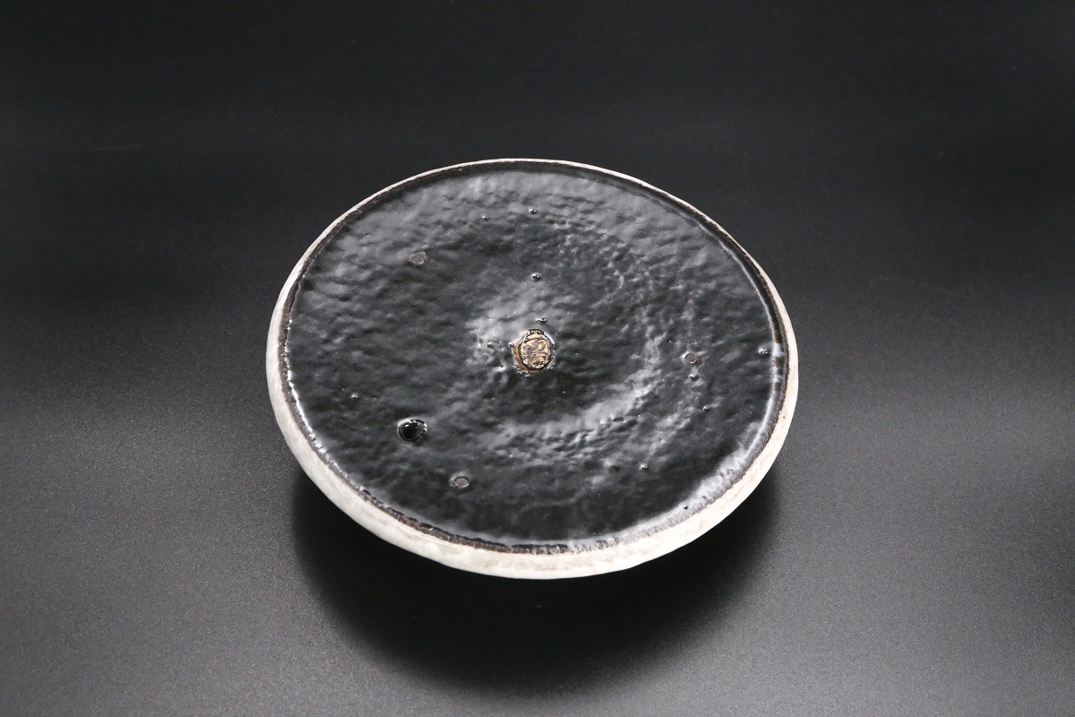 雲井窯 きまぐれ 雪紋 内黒 三合 ご飯鍋-歌舞伎ナイフ