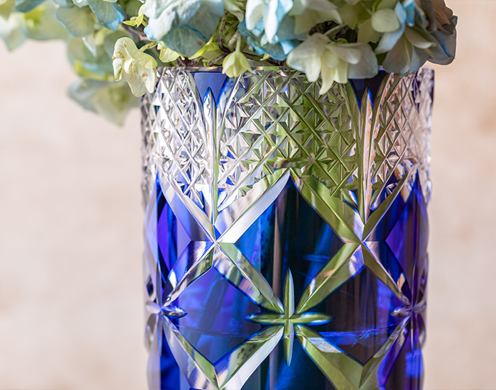 江戸切子 花瓶＜菱四花＞ | カガミクリスタル