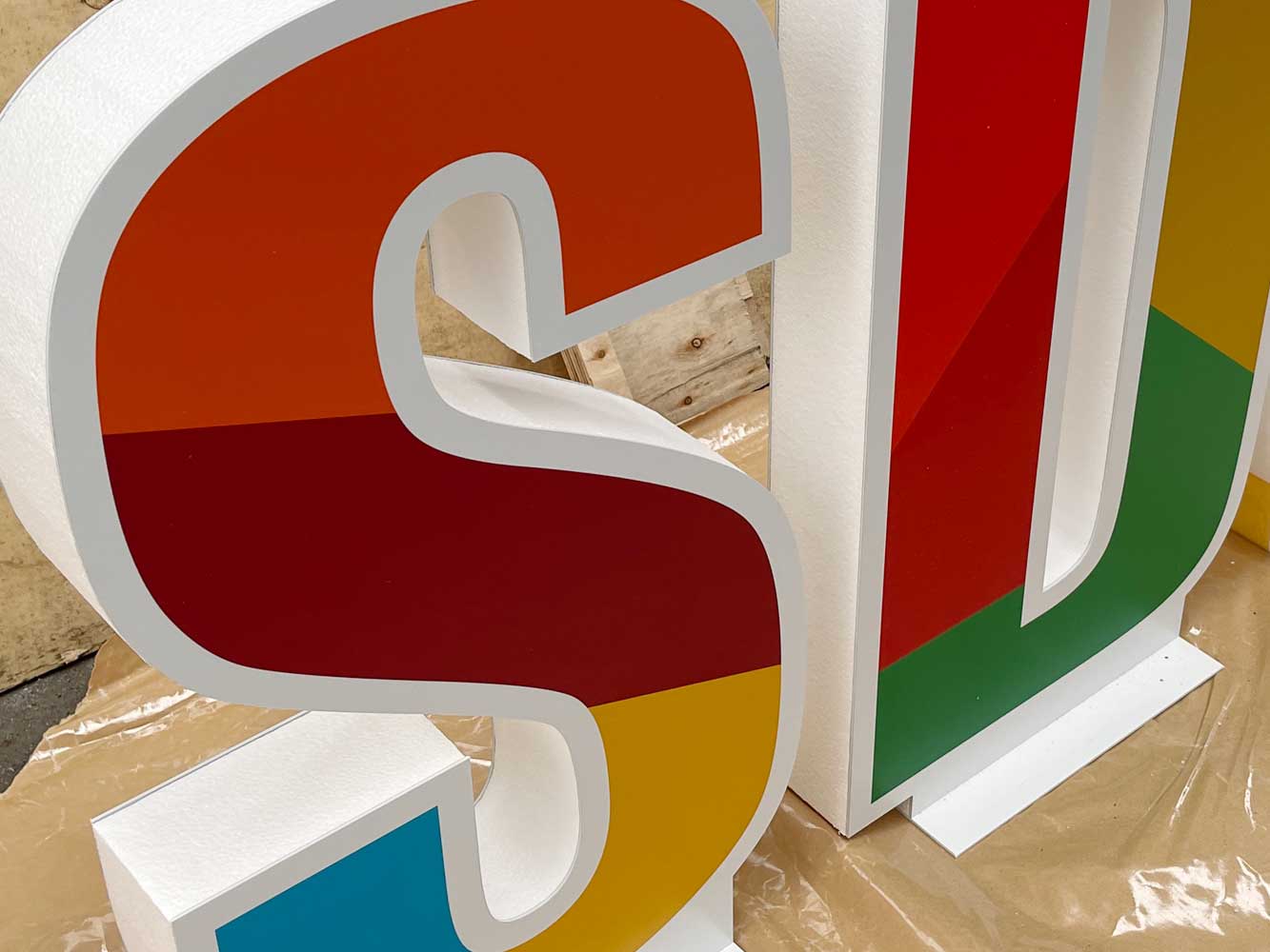 発泡スチロール切り文字】ディンプルアート作品展＆SDGsフェスの自立式