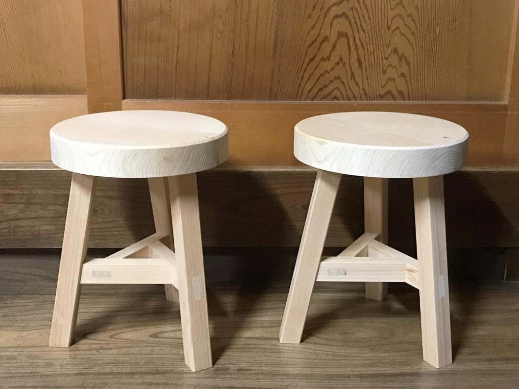 木組みの三本脚スツール | 岡崎製材所