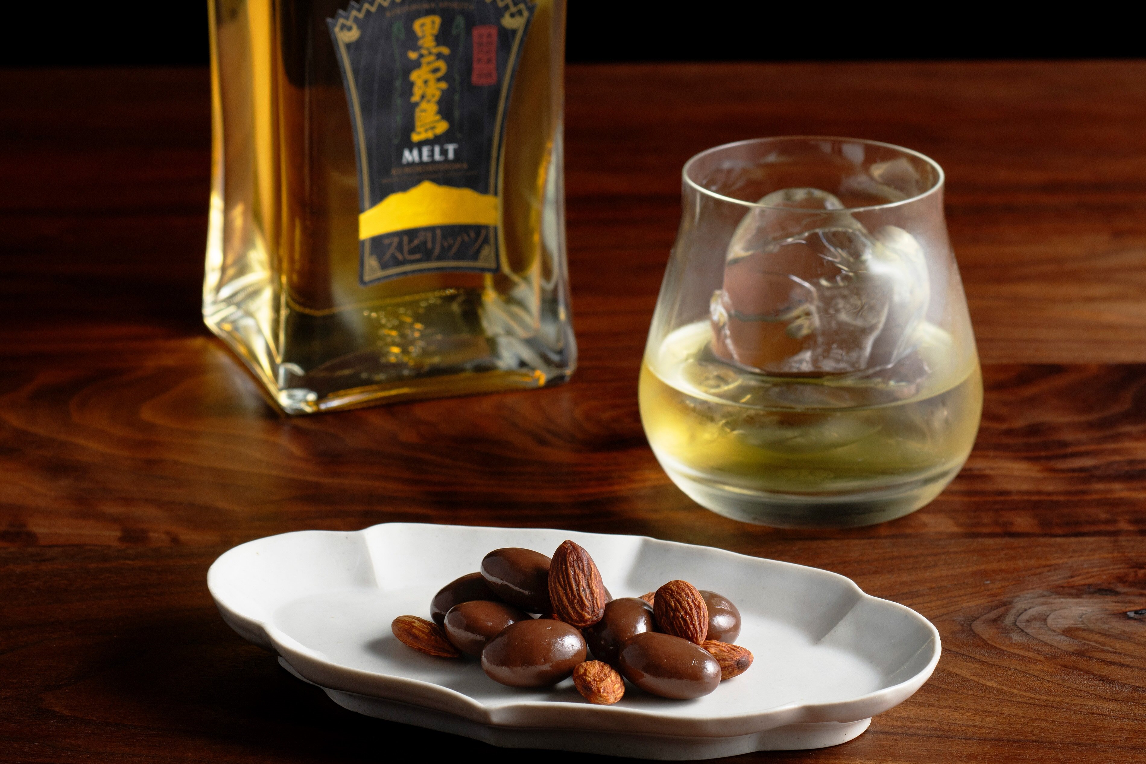 スピリッツ『黒霧島MELT』『赤霧島MELT』『茜霧島MELT』新発売 | 新着