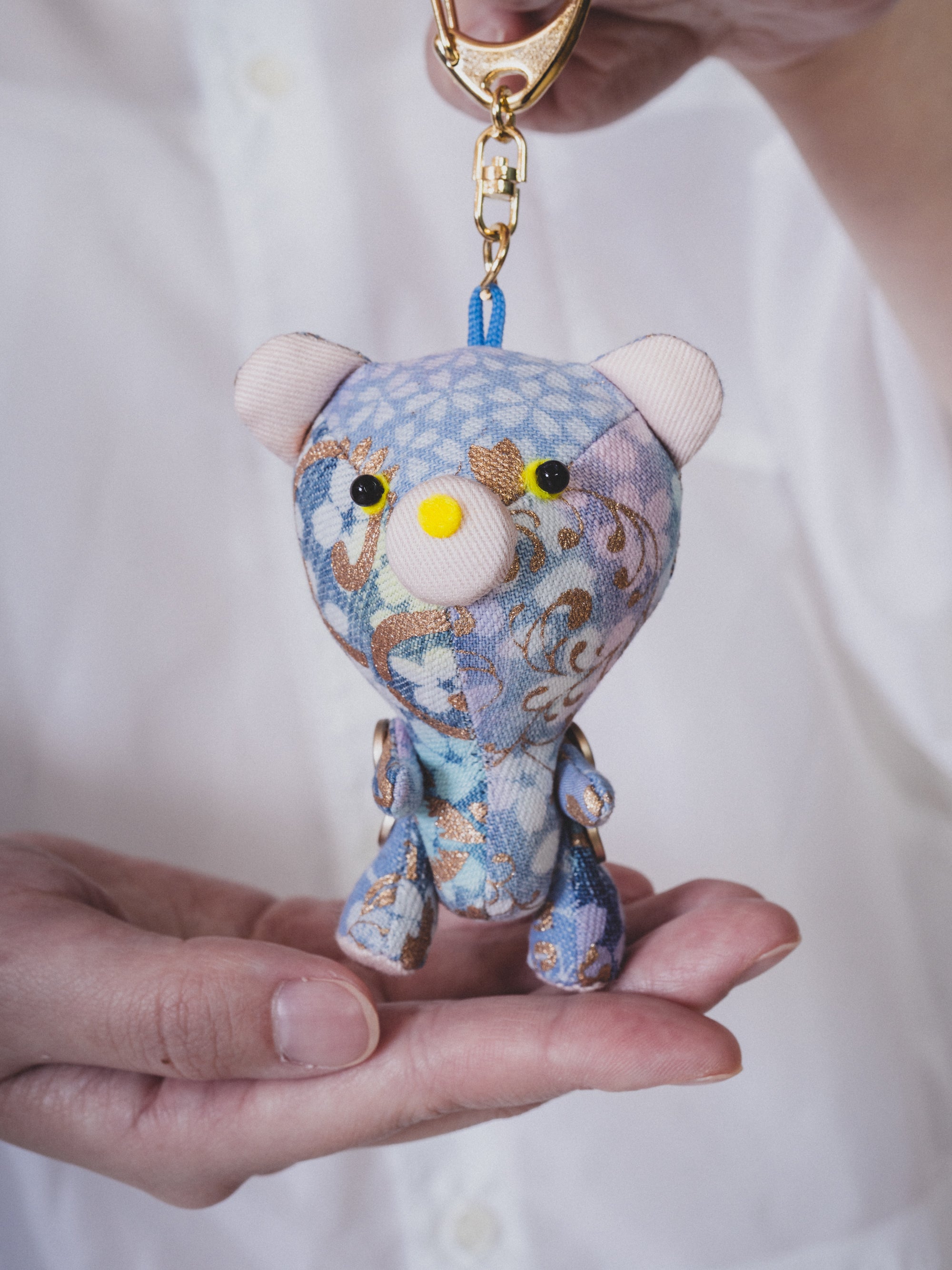 lala-125.jpg?v=1745040702&