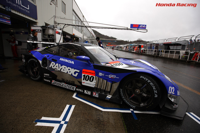 Honda | #100 RAYBRIG HSV-010(伊沢拓也/山本尚貴組)が開幕戦で