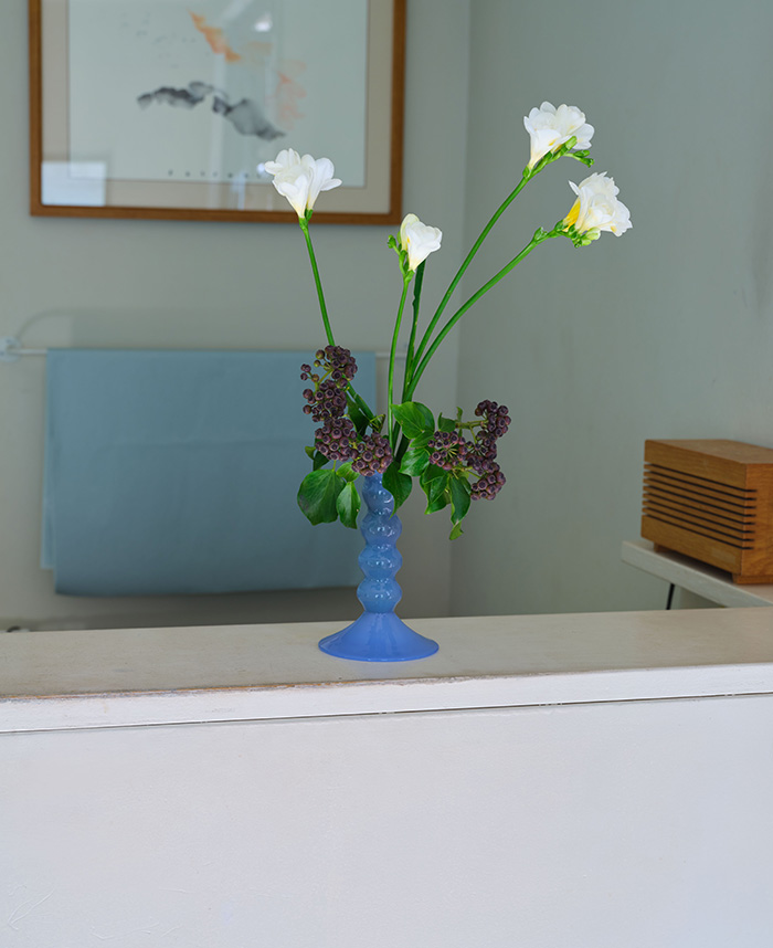 Seasons of Flowers #8 Forager