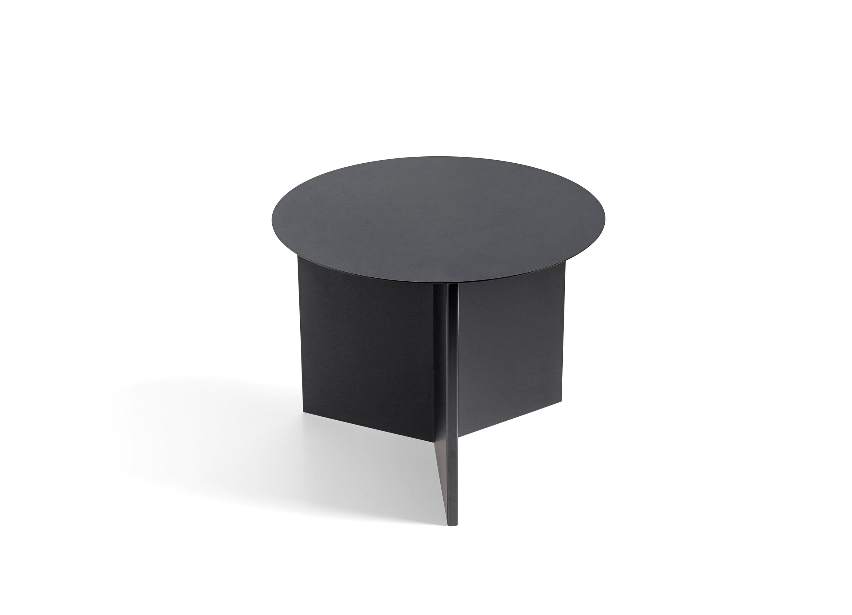 SLIT TABLE ROUND / Φ45 x H35.5 cm - テーブル | 【公式】HAY