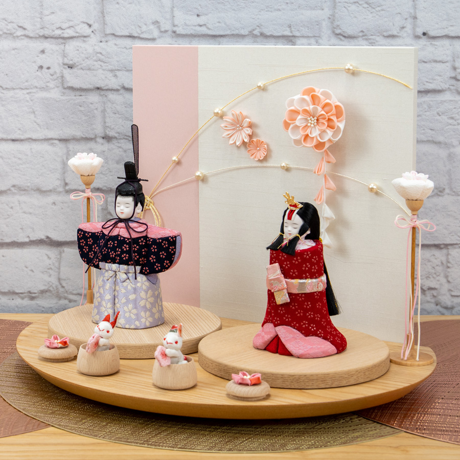 甲州印伝 小桜柄 木目込み立雛人形 つまみ細工桃衝立セット | 人形専門