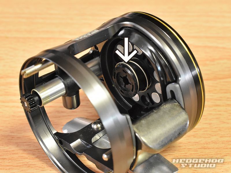 アブ モラムZXのベアリング交換方法 - リールチューニング・ベアリング