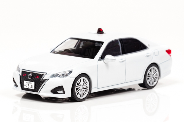 1/43 トヨタ クラウン アスリート (GRS214) 2017 神奈川県警察高速道路