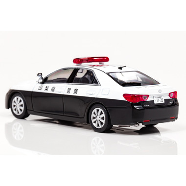 1/43 トヨタ マークX 250G Four (GRX135) 2011 山梨県警察所轄署警ら