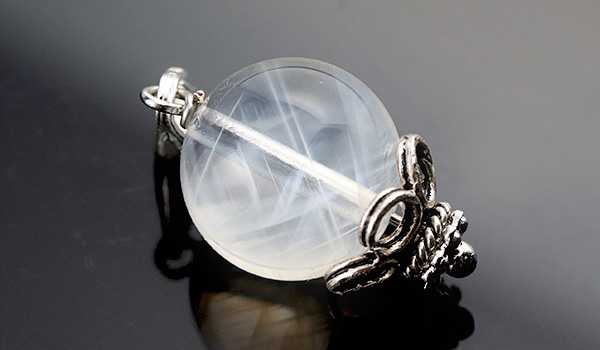 希望の光ペンダント（ブルーエンジェルラダークォーツSA）11.5～12mm