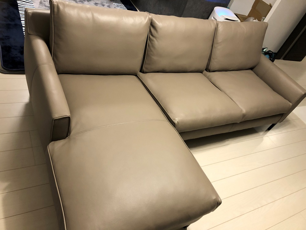 K様／アイラーセンレザー ストリームラインカウチソファ | インテリア