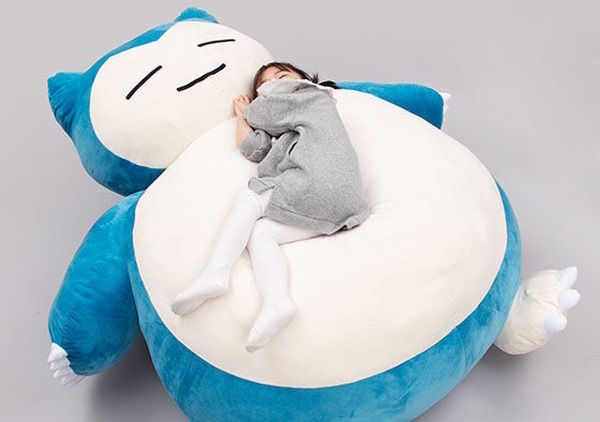 全長約1.5m、超巨大な「絶対に起こしたいカビゴンクッション」再販！8