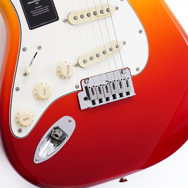 Fender MEX Player Plus Stratocaster Left-Hand (Tequila Sunrise/Pau