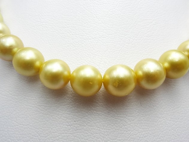 南洋ゴールデンパールネックレス | ゴールドパール製品一覧