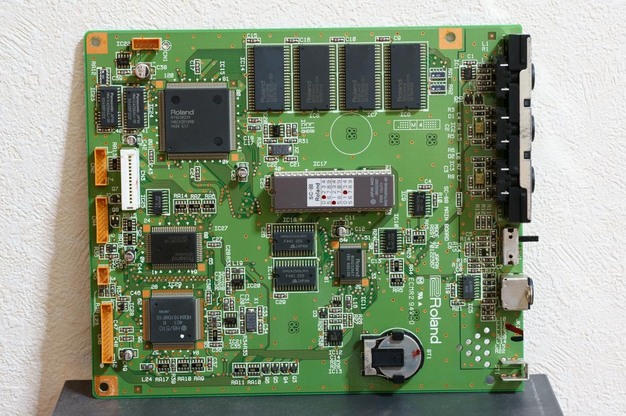 Roland SC-88の補修