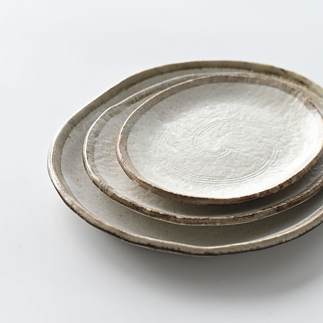利休白茶 楕円皿 | ゼネラルストア オルネ