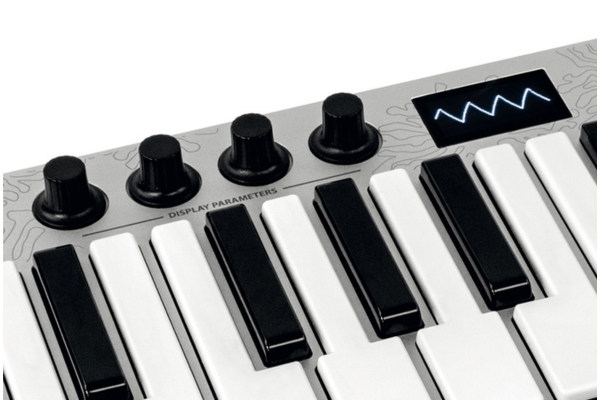 超薄型】ESI/シンセサイザー/Xsynth