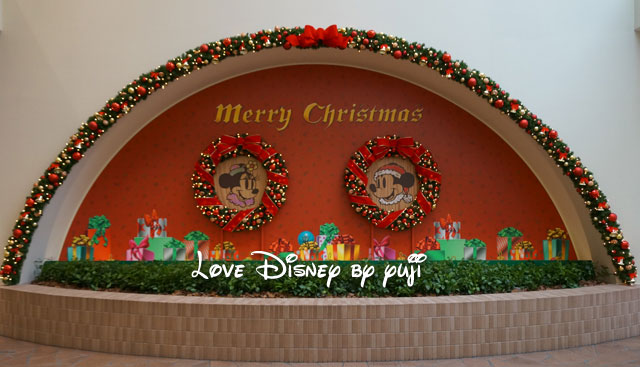 4つの駅のクリスマス飾付紹介！ディズニーリゾートライン | Love Disney