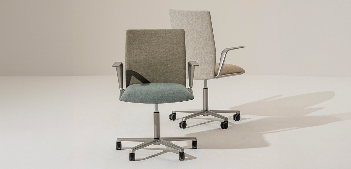 ArperのイタリアンデザインオフィスチェアKinesit、デザインLievore