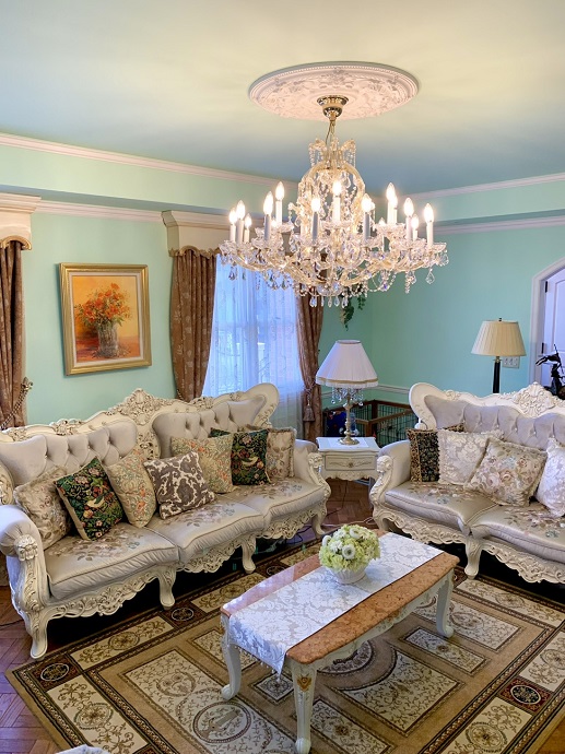 ロココの精華、ルイ15世様式｜アンティーク家具のリプロダクションの