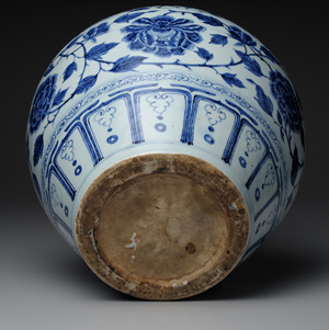 青花龍纏枝牡丹紋雙耳罐