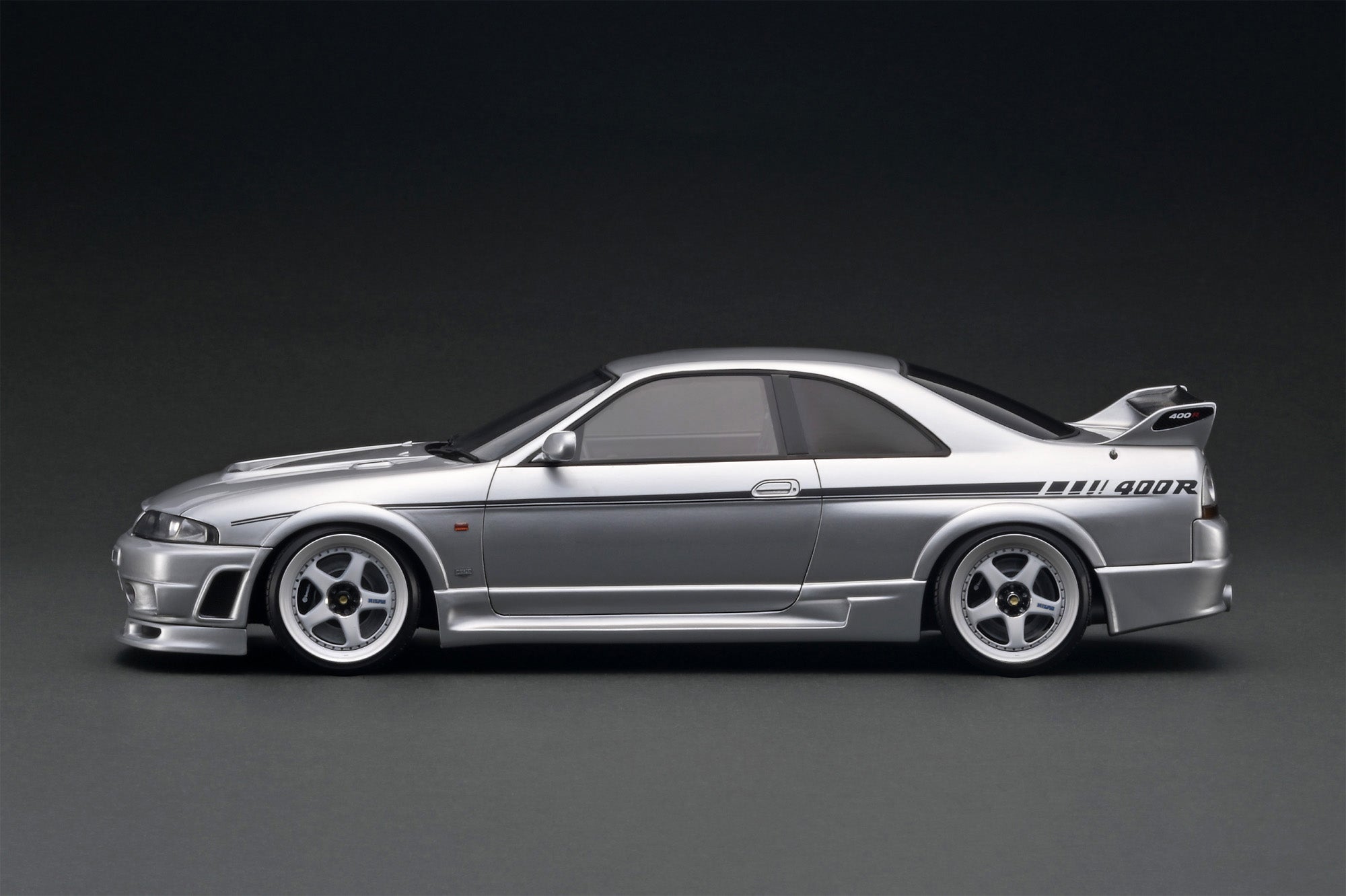 Ignition Model 1:18 Nissan Skyline (R33) GT-R NISMO 400R in Silver