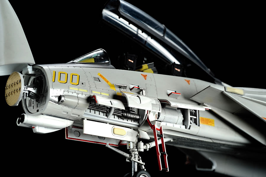 モデルグラフィックス3号連続「マガジンキット」1/72 F-14Dトム