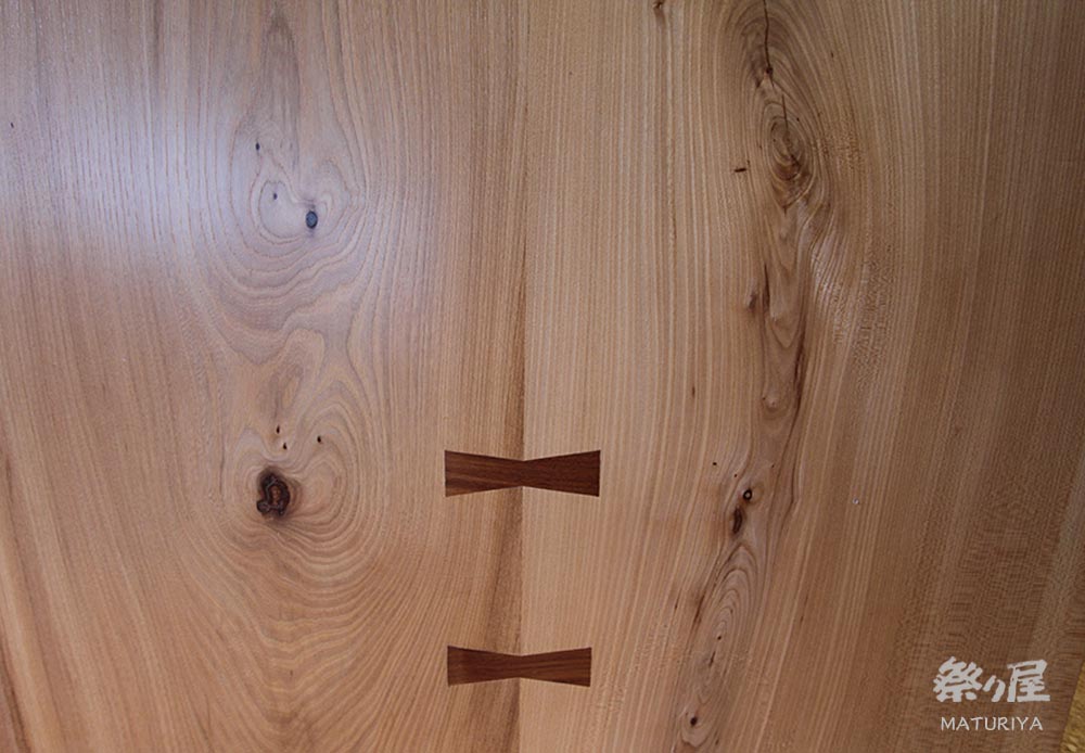 神奈川県 海老名店展示 一枚板 欅（けやき ケヤキ）材 テーブル天板