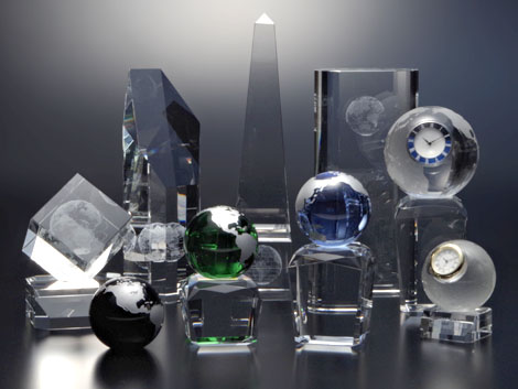 地球儀特集 クリスタルの地球儀＜東京・銀座＞