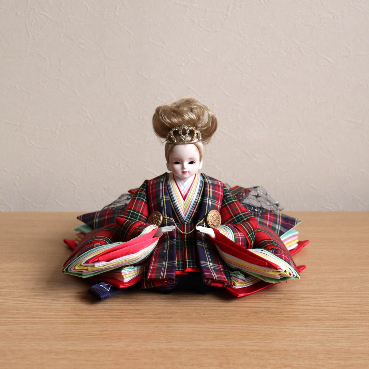 残りわずか スタイリッシュ雛人形シリーズ タータンチェック 屏風二曲